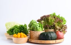 Fresh,Various,Vegetables,With,Natural,Packaging,On,White,Background,,Organic